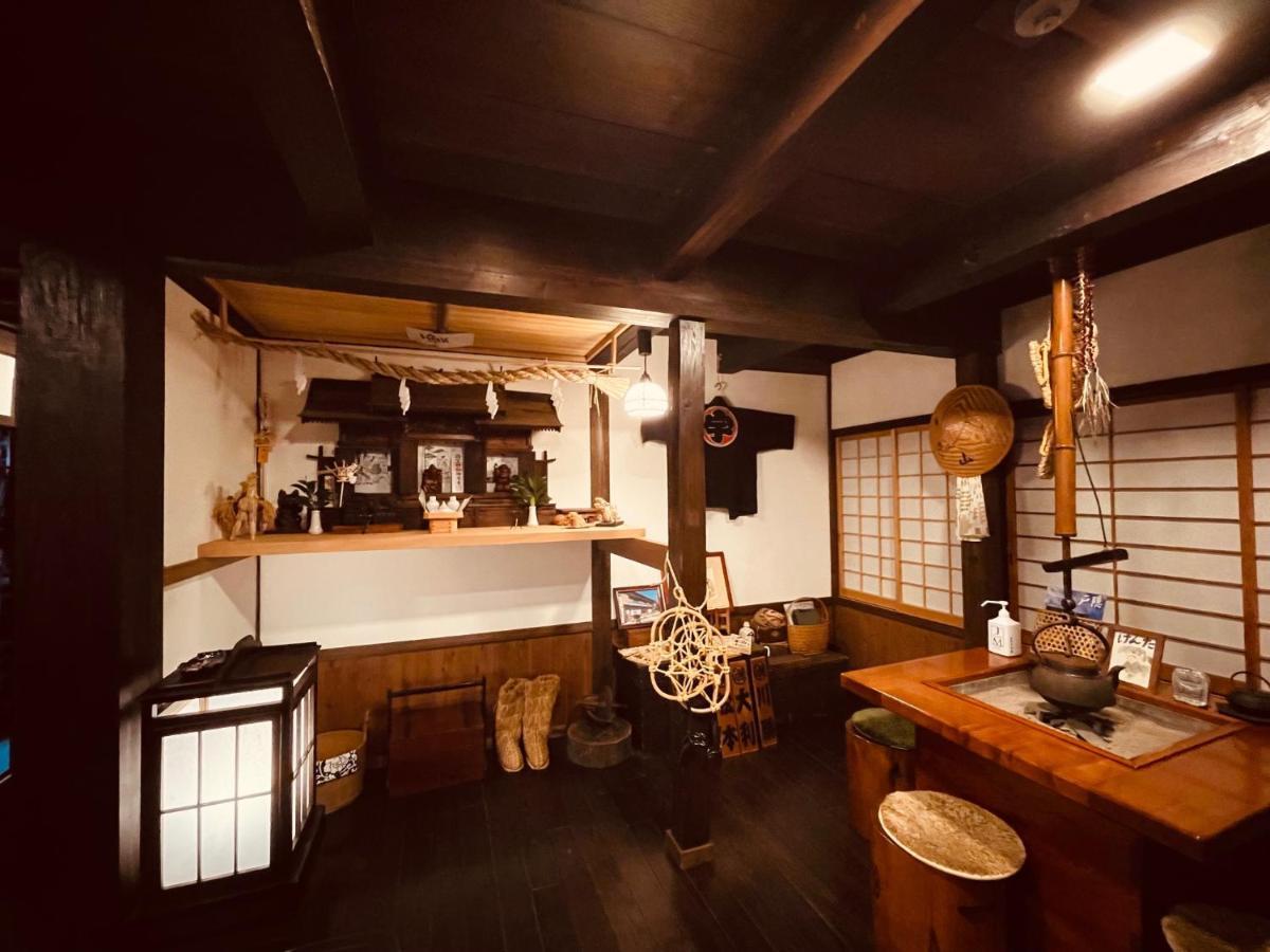 宿屋白金家 Yadoya-Shiroganeya 1日1組限定2名から8名様まで 全館貸切り 伝統的建造物の旅籠宿 Traditional Culture Experience Nagano Eksteriør bilde