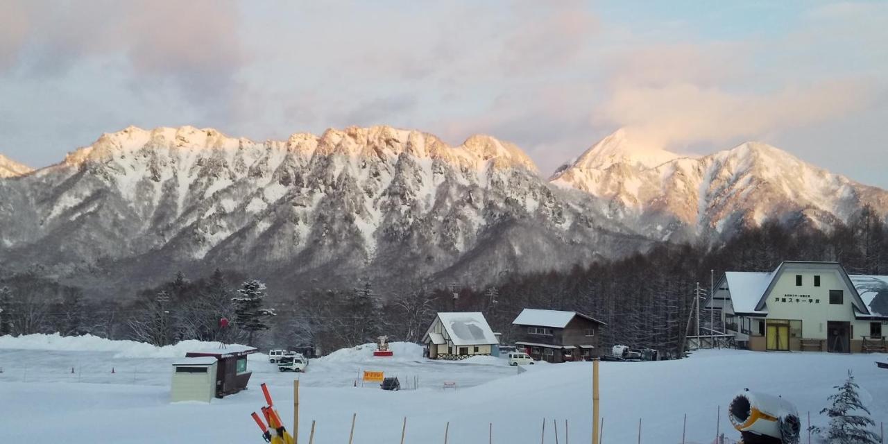宿屋白金家 Yadoya-Shiroganeya 1日1組限定2名から8名様まで 全館貸切り 伝統的建造物の旅籠宿 Traditional Culture Experience Nagano Eksteriør bilde